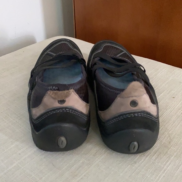 Privo size 7.5 part leather part canvas upper - Picture 4 of 4